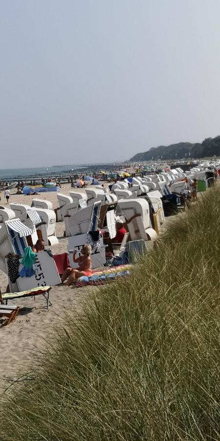 Zentrale Und Strandnahe Ferienwohnung In Kuehlungsborn Ost Exterior photo